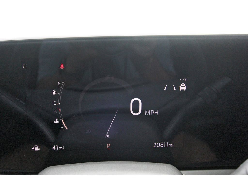 Used 2025 Buick Envista Sport Touring w/ Convenience I Package FWD image 13