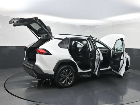 Used 2023 Toyota RAV4 Limited AWD/4WD image 40