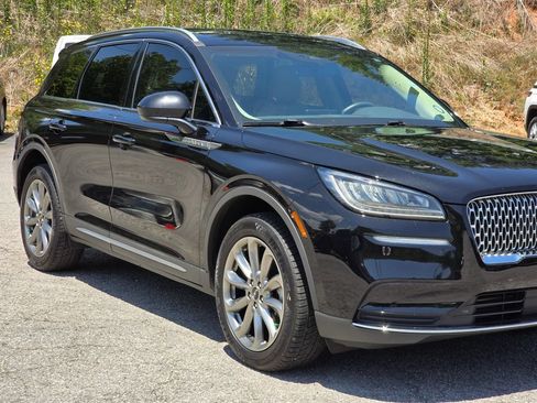 Used 2022 Lincoln Corsair FWD w/ Premium Package image 44
