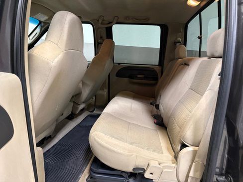 Used 2005 Ford F350 XLT image 31