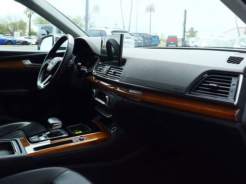 Used 2022 Audi Q5 2.0T Premium Plus image 37