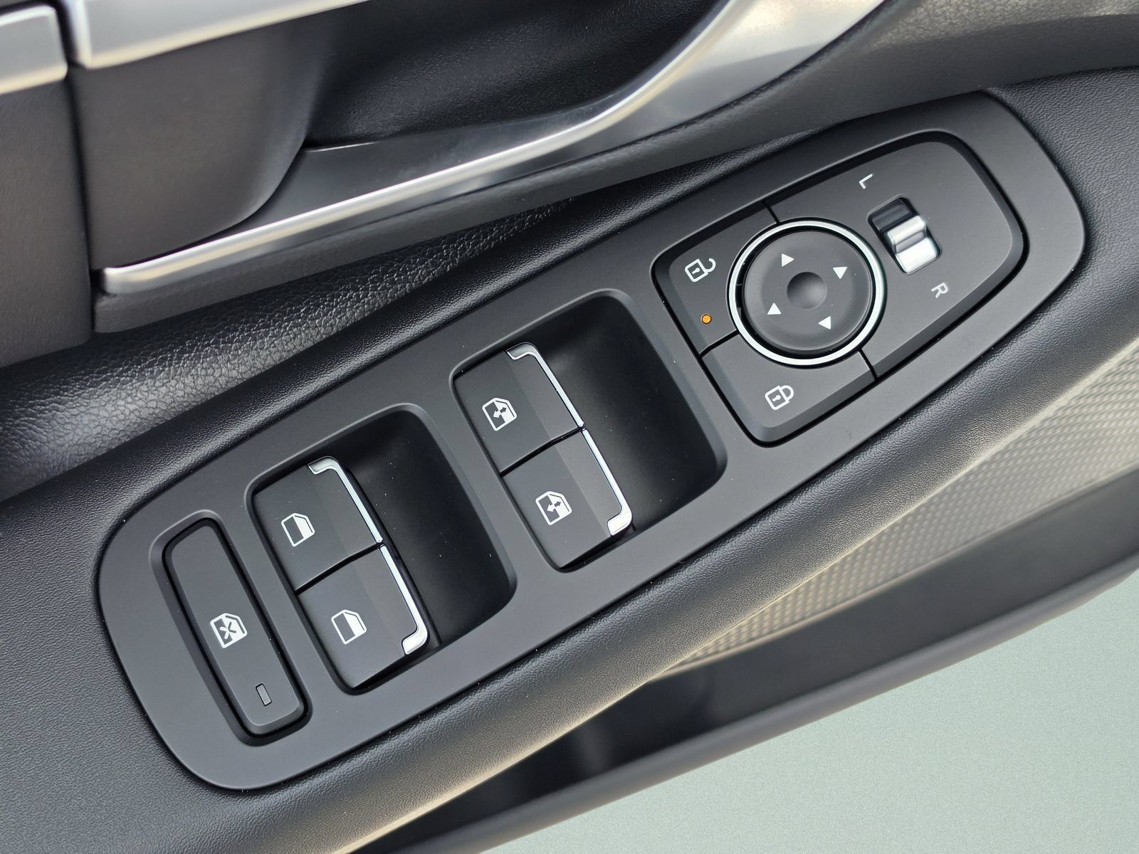 New 2026 Hyundai Sonata SEL FWD image 20