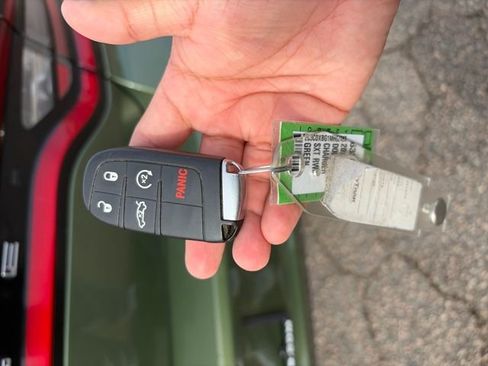 Used 2021 Dodge Charger SXT w/ Leather Interior Group image 30