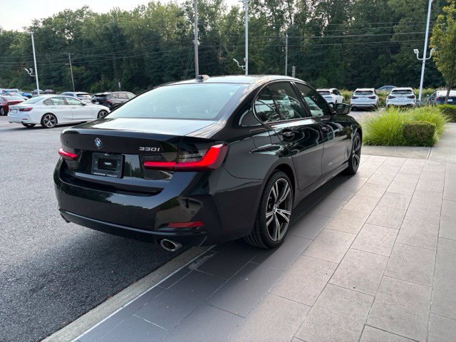 Used 2023 BMW 330i xDrive Sedan w/ Driving Assistance Package AWD/4WD image 7