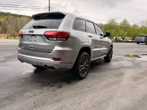 Used 2019 Jeep Grand Cherokee High Altitude AWD/4WD image 5