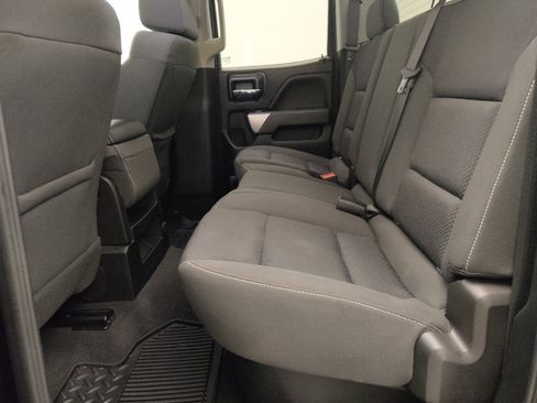 Used 2019 Chevrolet Silverado 1500 LT w/ LPO, Black Pack AWD/4WD image 18