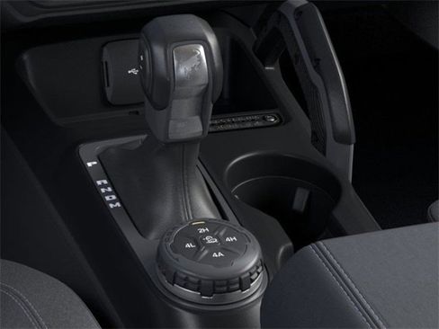 New 2025 Ford Bronco Big Bend w/ Matte Film Protection Package image 17