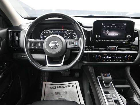 Used 2022 Nissan Pathfinder SV w/ SV Black Package FWD image 32