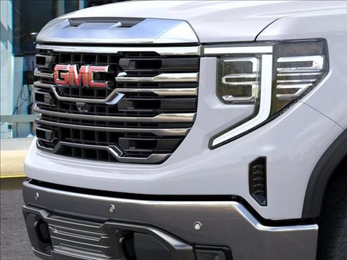 New 2026 GMC Sierra 1500 SLT w/ SLT Premium Plus Package AWD/4WD image 13