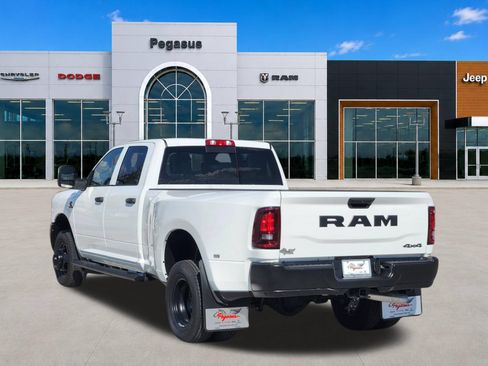 New 2027 RAM 3500 Tradesman AWD/4WD image 5