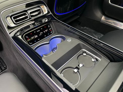 Used 2022 Mercedes-Benz Maybach S 580 4MATIC image 47