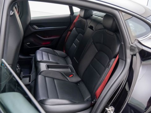 Certified 2021 Porsche Taycan 4S image 17