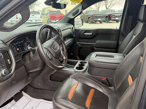 Used 2021 GMC Sierra 1500 AT4 w/ AT4 Premium Package image 9