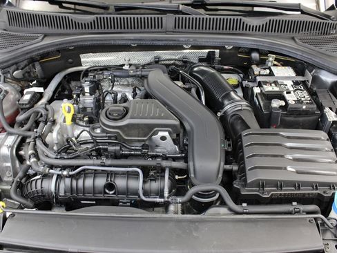 Used 2024 Volkswagen Jetta SE FWD image 30