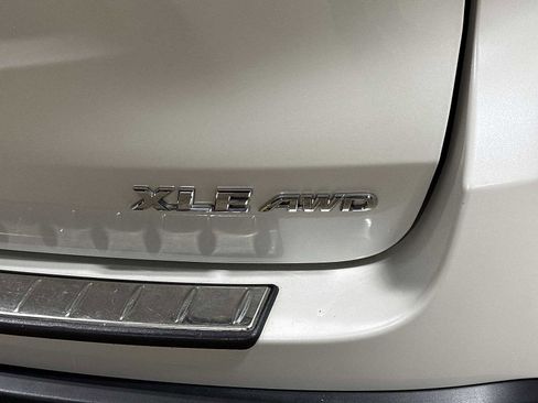 Used 2017 Toyota Highlander XLE w/ Protection Package #3 image 29