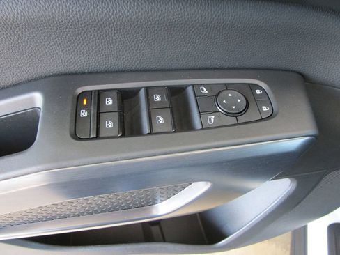 Used 2024 Nissan Pathfinder Rock Creek AWD/4WD image 25