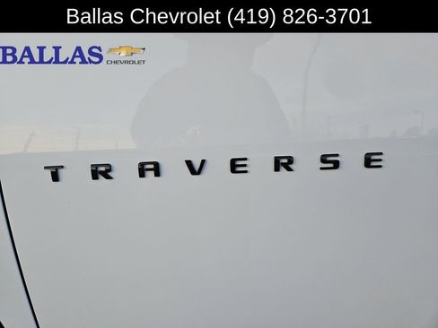 Certified 2023 Chevrolet Traverse RS image 33