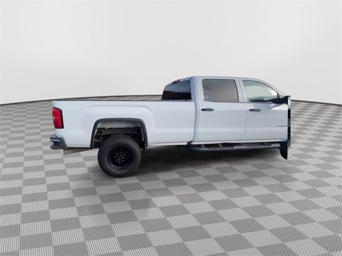 Used 2019 GMC Sierra 2500 Base 4D Crew Cab w/ Sierra Convenience Package image 8