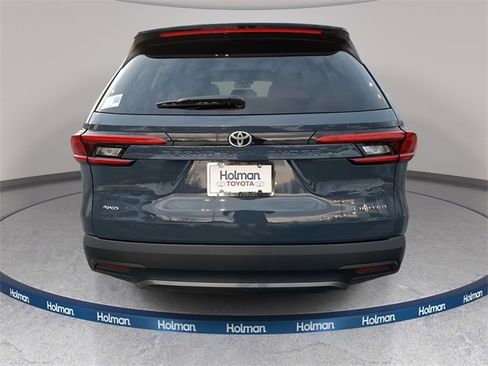 Certified 2024 Toyota Grand Highlander Limited image 6