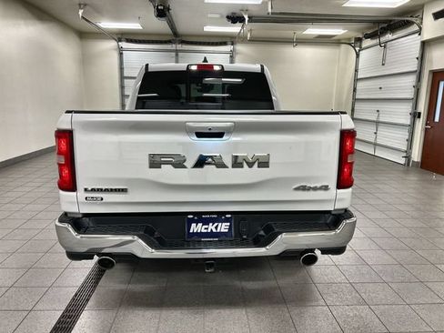 Used 2025 RAM 1500 Laramie AWD/4WD image 5