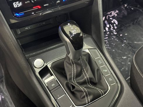 Used 2024 Volkswagen Tiguan SEL R-Line AWD/4WD image 21