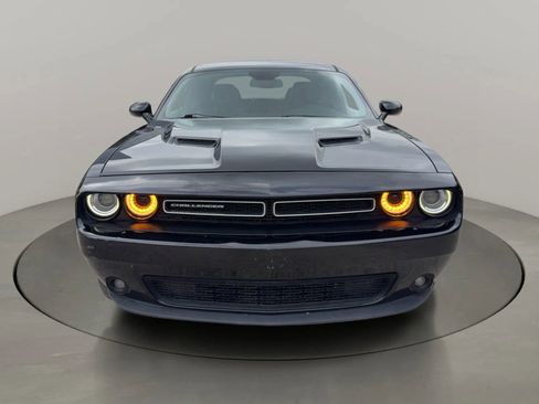 Used 2017 Dodge Challenger GT w/ Driver Convenience Group AWD/4WD image 8