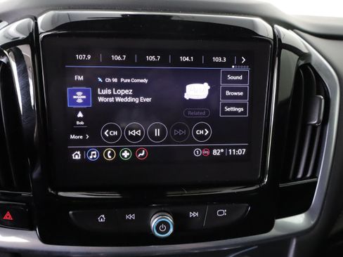 Used 2023 Chevrolet Traverse LT AWD/4WD image 12