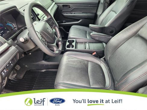 Used 2023 Honda Odyssey Sport image 9