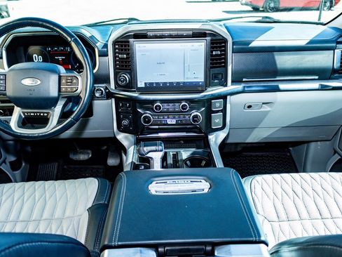 Used 2023 Ford F150 Limited image 12