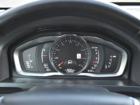 Used 2016 Volvo S60 T5 Inscription Platinum FWD image 25
