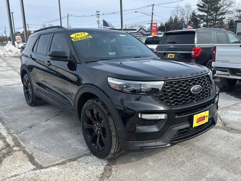 Used 2023 Ford Explorer ST w/ Equipment Group 401A image 4