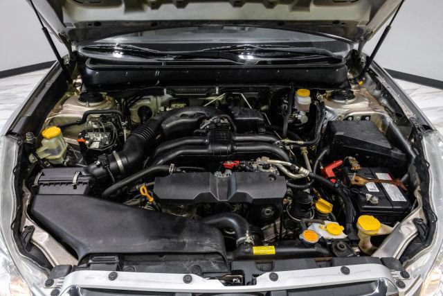 Used 2014 Subaru Outback 2.5i Limited AWD/4WD image 56
