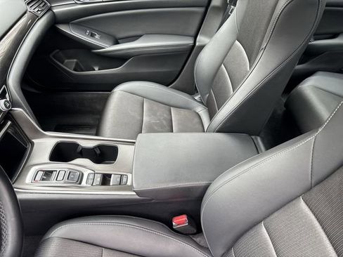 Used 2022 Honda Accord Sport image 21