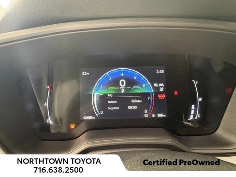 Used 2025 Toyota Corolla SE w/ SE Premium Package FWD image 27