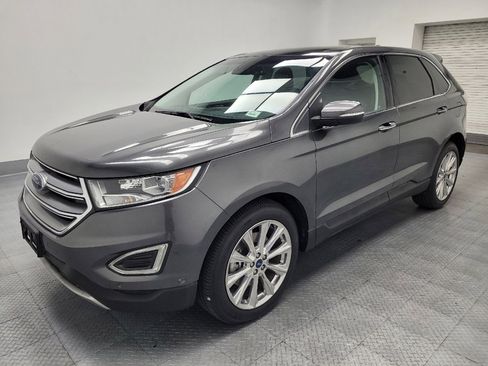 Used 2018 Ford Edge Titanium w/ Equipment Group 302A AWD/4WD image 2