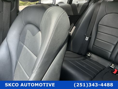 Used 2021 Mercedes-Benz C 300 Sedan w/ Parking Assistance Package image 27
