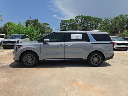 New 2026 Kia Carnival SX FWD image 5