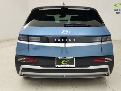 Used 2026 Hyundai Ioniq 5 SE RWD image 5