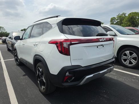 Used 2025 Kia Seltos EX FWD image 15