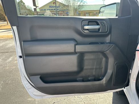 New 2026 Chevrolet Silverado 1500 W/T image 12