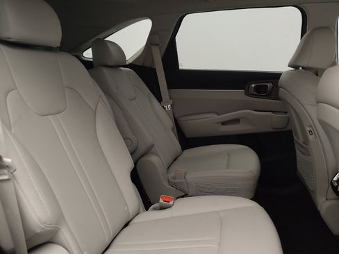 Used 2023 Kia Sorento EX w/ Panoramic Sunroof Package FWD image 19