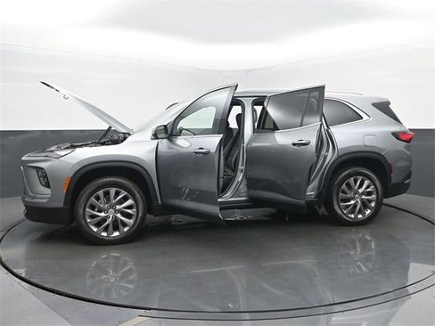 New 2026 Buick Enclave Preferred w/ Power Package image 57