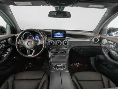 Used 2018 Mercedes-Benz GLC 300 4MATIC Coupe image 27