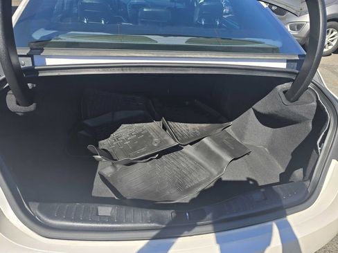 Used 2019 Lincoln MKZ Premiere image 34