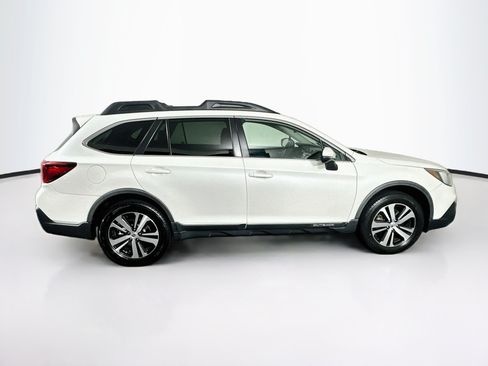 Used 2019 Subaru Outback 2.5i Limited AWD/4WD image 10
