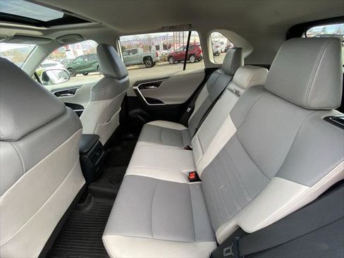 Certified 2022 Toyota RAV4 Limited image 22