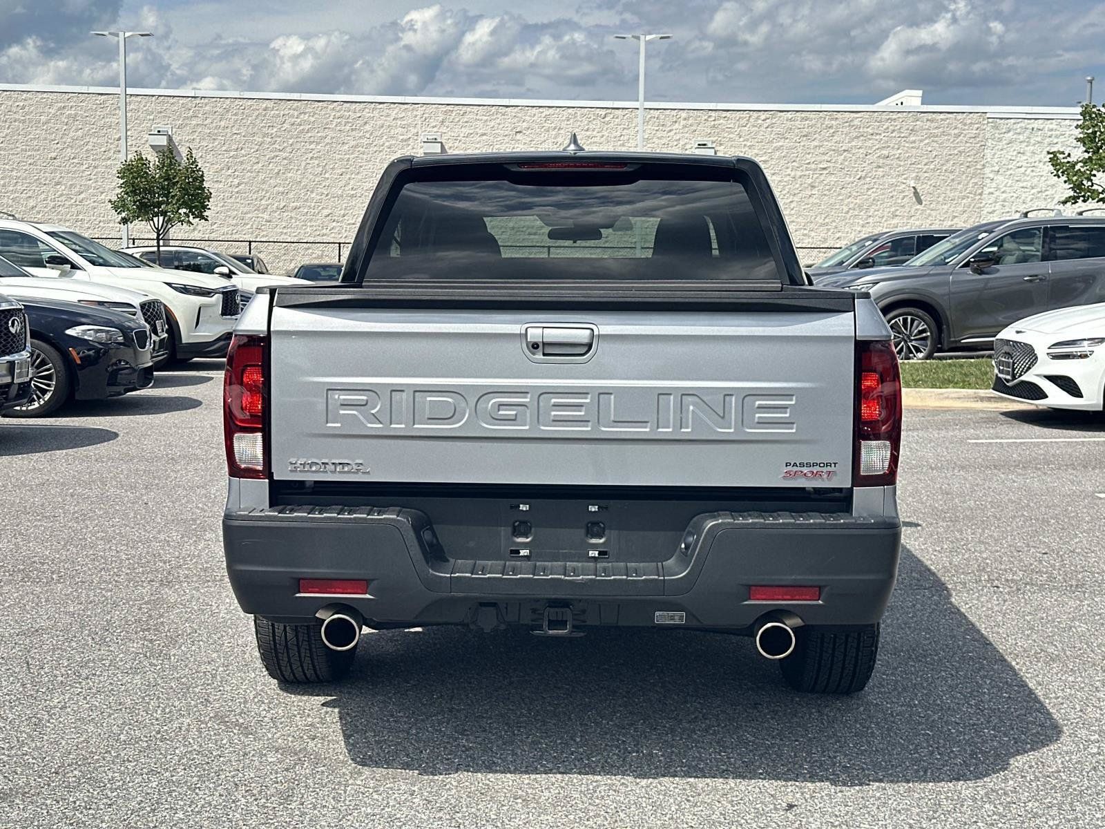 Used 2024 Honda Ridgeline Sport image 4