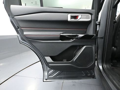 Used 2022 Ford Explorer ST-Line w/ Class IV Trailer Tow Package image 39