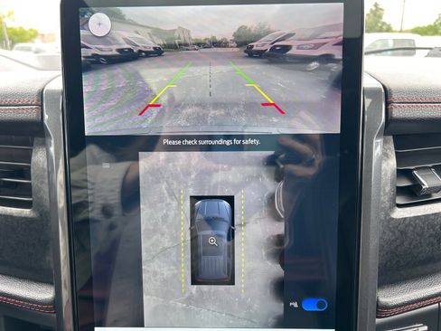 Certified 2022 Ford Expedition Limited AWD/4WD image 32