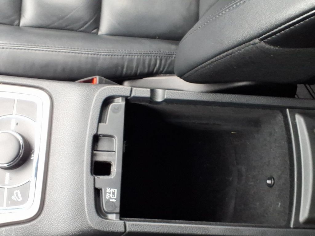 Used 2019 Jeep Grand Cherokee Limited AWD/4WD image 29